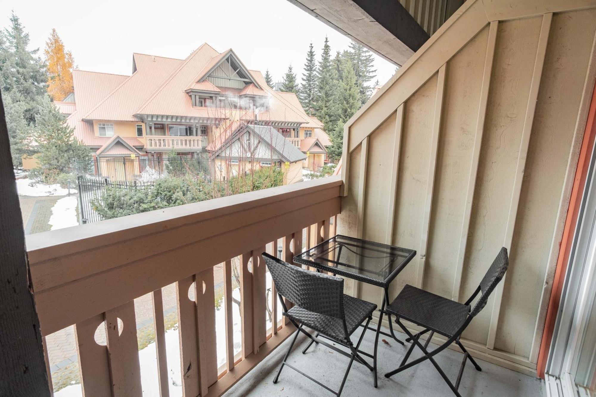 Sunpath By Outpost Whistler Villa ภายนอก รูปภาพ