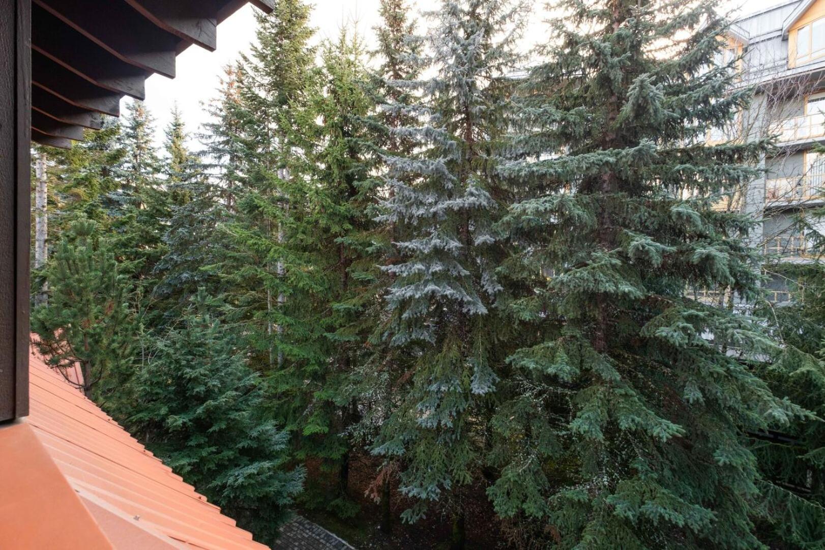 Sunpath By Outpost Whistler Villa ภายนอก รูปภาพ